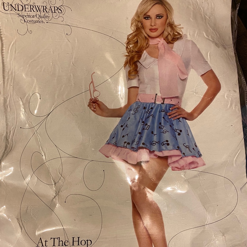 Costume